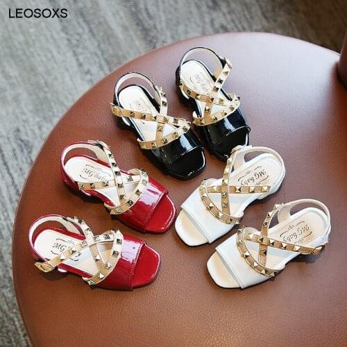 Girls' Sandals 2021 Summer New Childrens Willow Nail Princess Shoes Soft Sole Velcro Metal Non-slip Roman Shoes