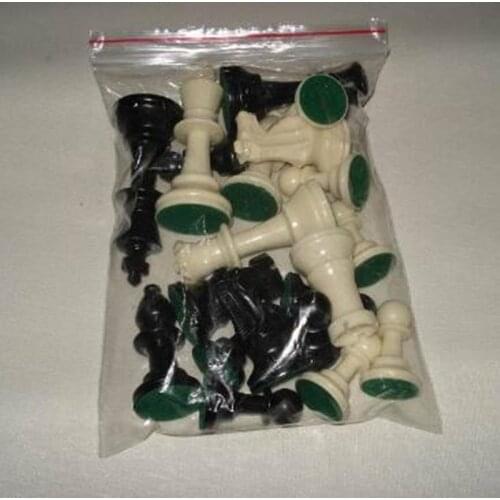Foreign High-quality Chess King Plastic Medium High 64 mm 77mm