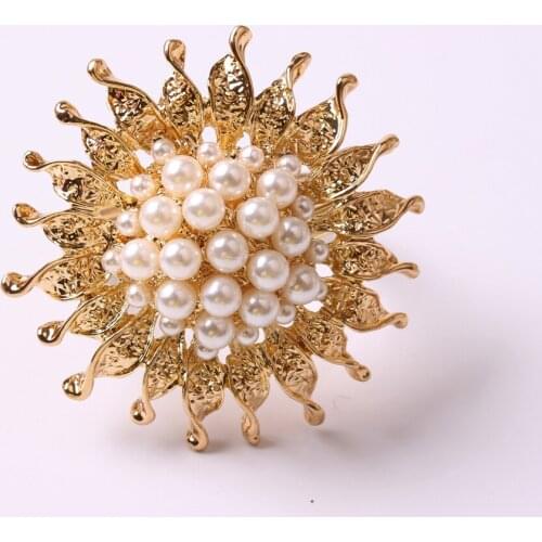 12PCS/Innovative golden sun flower napkin ring table setting for cocktail parties, western food, holiday home accessories