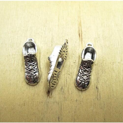 10pcs- 27x9x8mm Sneaker Charms 3D Running Shoes Charm Pendante DIY necklace/ bracelets charms antique silver tone
