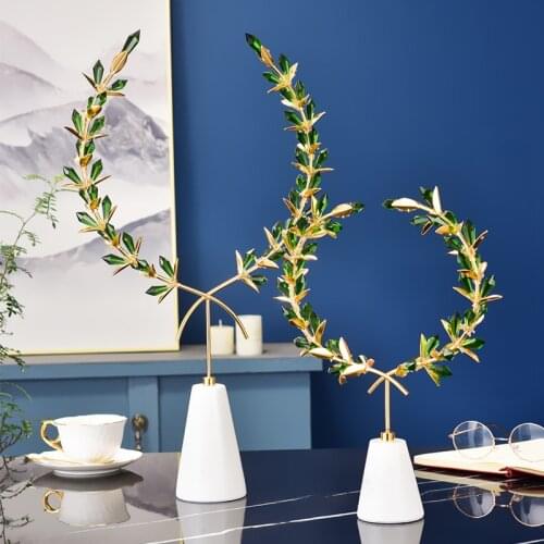 Luxury Beautiful Green Drop Crystal Garland Ornaments With Marble Decor Sales Office Room Living Office Desktop Decor Crafts