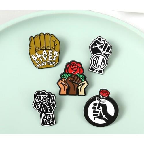 Black man raised unity fist alloy brooch pins Black lives matter badge enamel backpack lapel pin Badge Jewelry Gifts for Friends