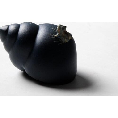 Yixing Purple Clay Snail Water Spray Frog Mascot,Fengshui,Best Gifts,Novel present,arts & Crafts,Ornament,tea pet,decration