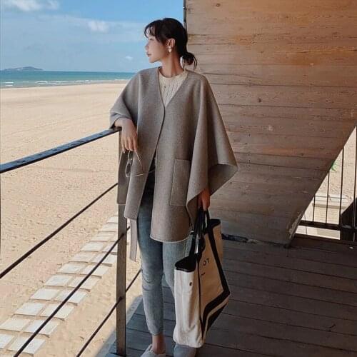 Autumn Winter Ladies Coat Fashion Oversize Real Fox Fur Collar Genuine Wool Cape Poncho