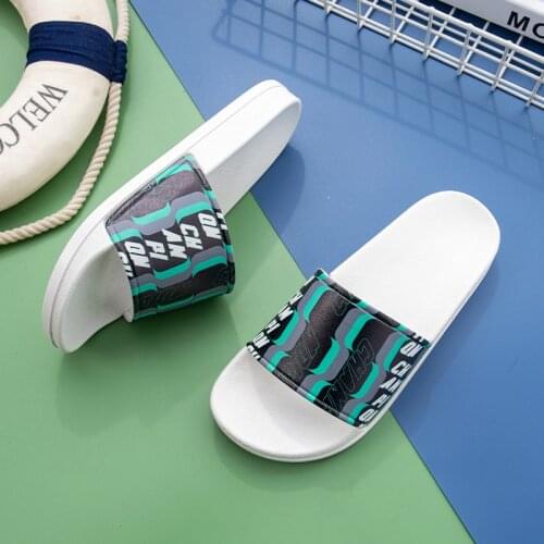 Summer Slippers Women Trend Outer Wear Fashion All-match Hong Kong Style Student Home Soft Bottom Casual Slippers Men