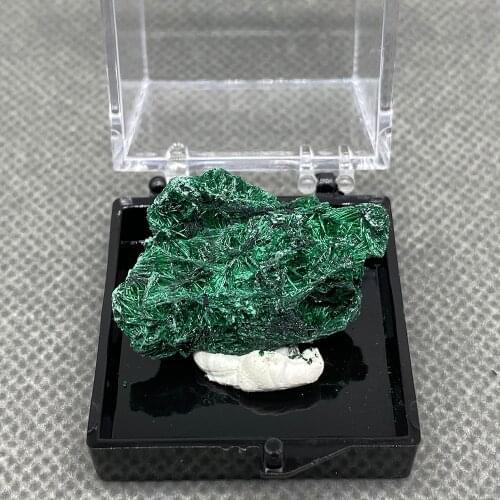 Natural Green Malachite Raw Stone beautiful needle-shaped plus velvet quartz stone mineral specimen healing home decor