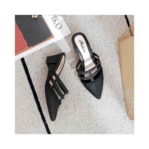 Wear Slippers Semi-trail Wedge Heel Waterproof Sandals and Slipper Middle Heel Fashion New 2021 Summer Women Shoes Woman Heels