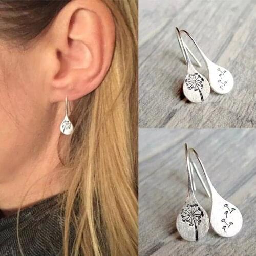 1Pair Woman Dandelion Simple Retro Earrings Hand-carved Dandelion Shape Seed Earrings Female Dangle Earrings Jwellery