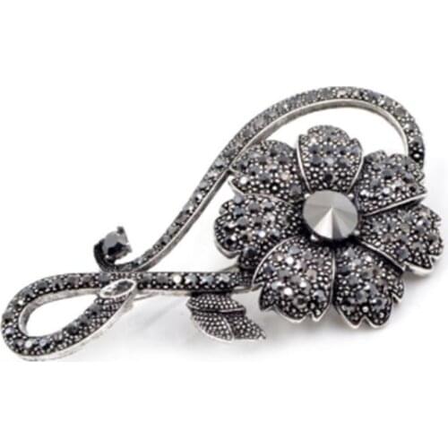 Rhinestone Black Flower Brooches for Women Vintage Elegant Clothing Accessories Winter Coat Sweater Pins