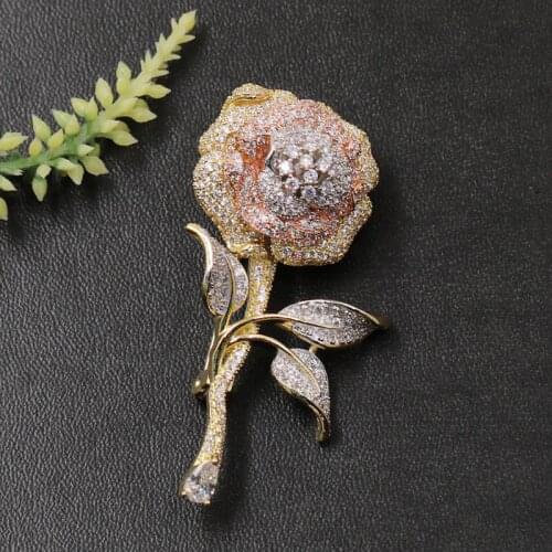 Vanifin Fashion Jewelry A Micro Paved Vivid Flower Brooch Pendant Dual Use for Engagement Banquet 2019 Luxury Bridal Best Gift