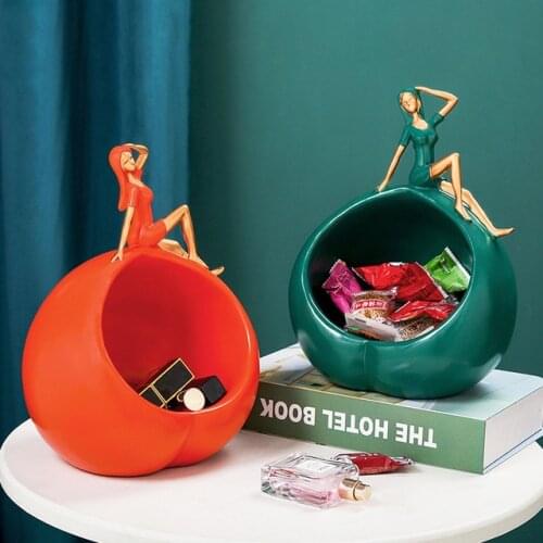 Modern Girl Desktop Resin Decoration Nordic Home Living Room Entrance Coffee Table Snack Fruit Tray Storage Box Decoration