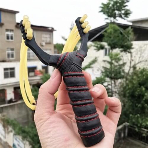 High-quality high-power professional hunting slingshot with three-card rubber band for outdoor shooting fishing slingshot