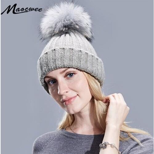 Women Men Beanies Hats Dyeing Raccoon Fur Pompon Hat Cap Girl Lady Wool Knitted Skullies Hats With Big Fur Pompom Winter Ski Cap