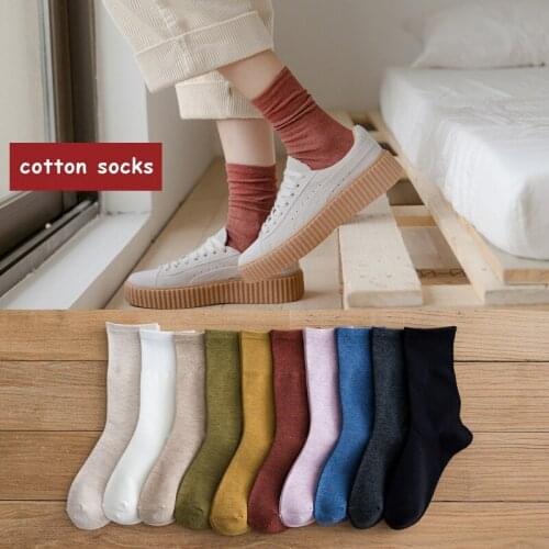 Womens pure cotton socks for autumn and winter Fashion all-match Japanese style Medium tube sock Black white Korean sweet style