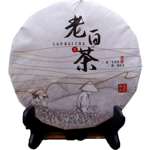 2020 Fuding White Chinese Tea Aged Handmade White Chinese Tea Bai Cha Cake 350g