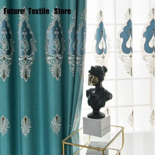 Screen Living Room Curtain Cloth Wholesale Luxury European-Style Huancai Ni Velvet Embroidered Blackout Curtain Finished Product