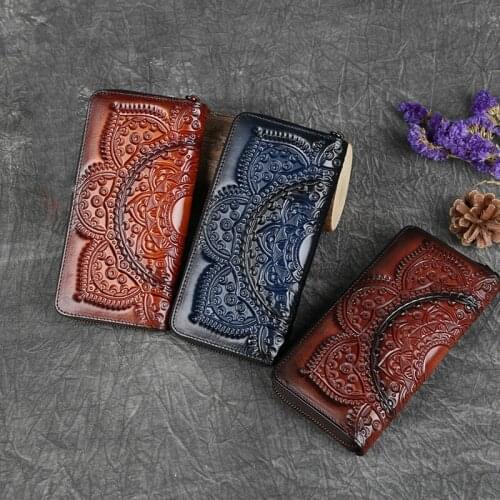 Retro Women Wallet Long Hand Bag 2021 New Cow Leather Handmade Embossed Floral Phone Purse Card Holder Luxury Designer Wallets
