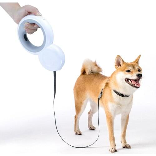 2021 new design led light dog leash cute pet accessory,auto dog leash,retractable dog leash with poop bag Dispenser snowman