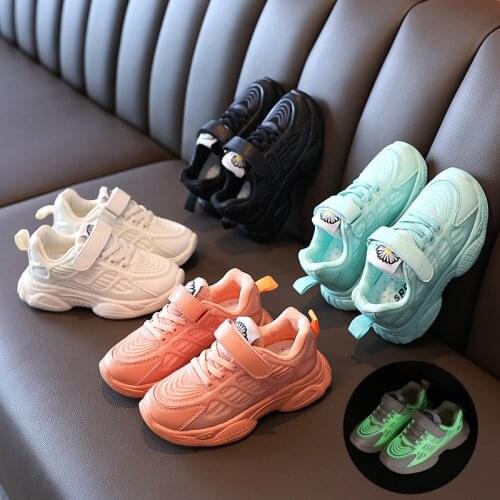 Luminous Childrens Mesh Sneakers 2021 Spring Autumn New Boys Girls Breathable Kids Shoes New 2021 4 5 6 7 8 10 12 Years Old