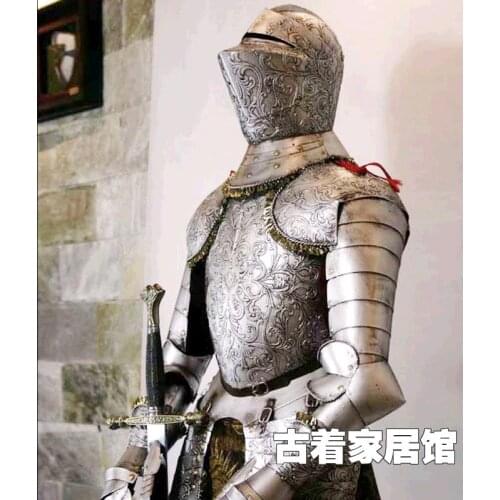European armor Knight of the old Rome Cavaliers / European armor iron bar decorated living room decoration 1 meters 6 Home Furni