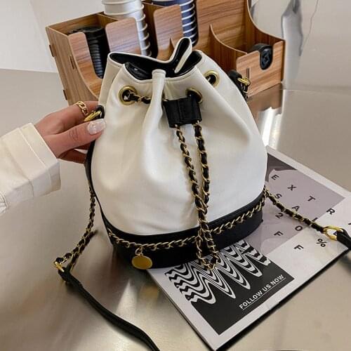 Chain Crossbody Bags for Women Leather Messenger Bags Girls Handbags Sac Contrast Female Bucket Bag Luxury Shoulder Bag Fashion