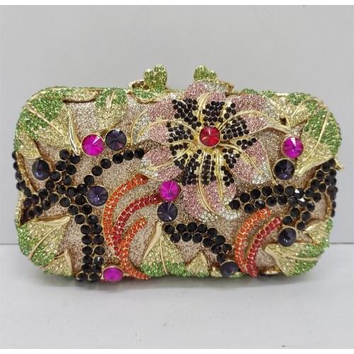 Lovely Sweet Straw Women Metal Clutches Chain Shoulder and Crossbody Bags Ladies Party Cockatail Evening Clutch Purse
