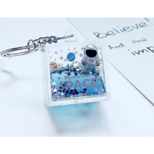 Creative Floating Astronaut Space Stars Cute Cubic Glitter Keychain Moving Liquid Quicksand Keyring For Women Bag Pendant D574