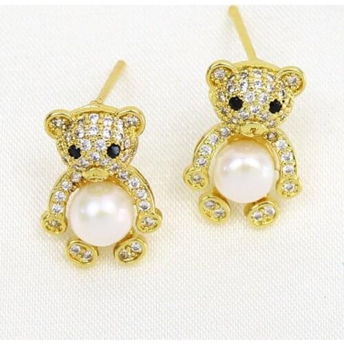 10 pairs Cartoon Bear stud earrings Zircon pearl beads Stud earrings Fashion jewelry earrings women Jewelry earrings 8518