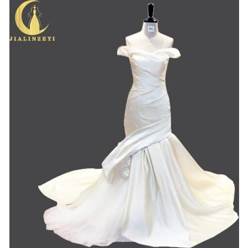 JIALINZEYI Real Picture Off The Shoulder Pleat Mermaid With Hanf Flowers Sexy Lace up Wedding Dresses Wedding Gown