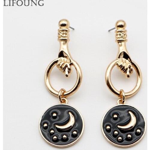 Black Enamel Earrings For Women Small Hand Dangle Ear Ring Moon And Stars Gold Plating Hoop Zinc Alloy Drop New Styles 202196