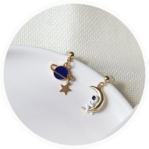 Fashion Moon Star Tassel Earrings Asymmetric Stud Earrings Woman Contracted Temperament Astronauts Earrings For Women Jewelry