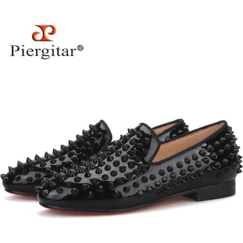 Piergitar 2020 new parental shoe same men loafers design handmade party and wedding kids shoes children spikes loafers red sole