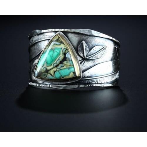 Vintage Silver Plated Leaves Carved Triangle Turquoises Ring For Women Men Punk Gothic Party Retro Jewelry T4M852