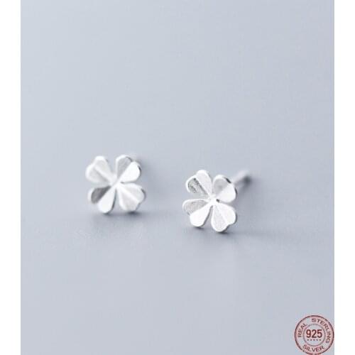 LKO 925 Sterling Silver Clover Chic Style Stud Earrings For Women Fashion Temperament Earring Engagement Gifts Jewelry Ornaments