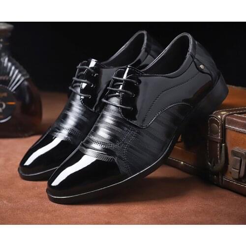 2021 New Fashion Genuine Leather Men Oxford Shoes Lace Up Casual Business Men Shoes 2019 New Brand Men Wedding Shoes
