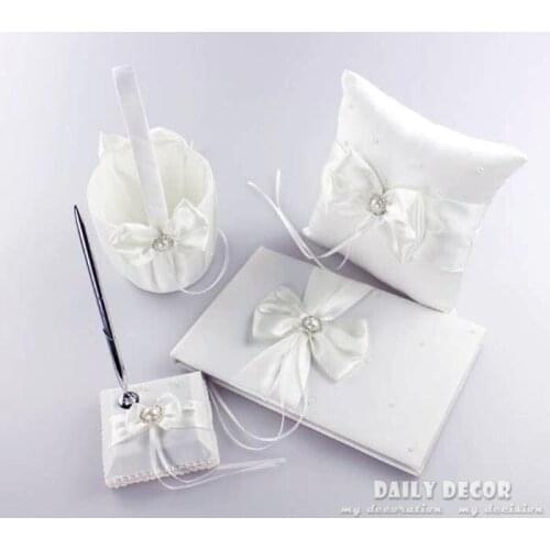 A set of wedding party accessories ( ring pillow + flower basket + Signature pen + guest book ) Accesorios de boda free shipping