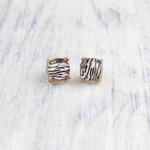 OL Style Zebra Figure Square Acrylic Resin Studs Earrings Mini Colorful Printed Gold Plating Piercing Studs Earrings for Woman