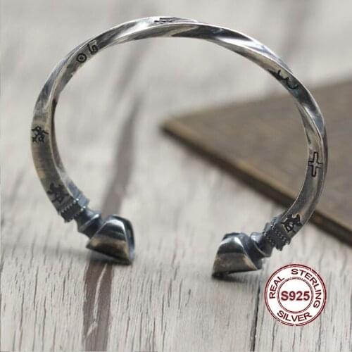 S925 Sterling Silver Bracelet Simple and generous retro Personality couple style Unique to create twisted horseshoe shape gift