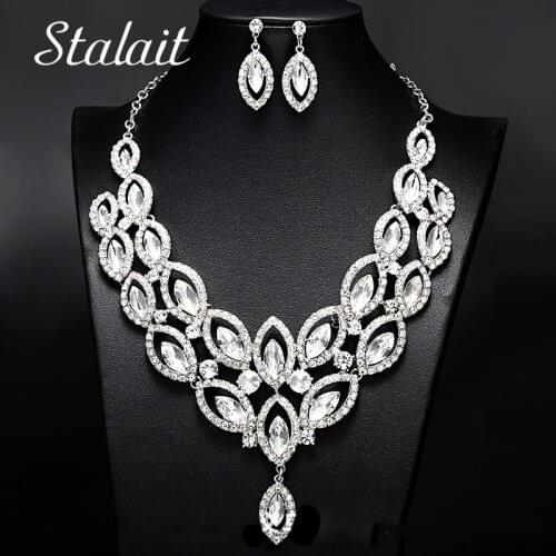 Vintage Hollow Horse Eye Crystal Necklace And Earrings Luxury Bridal Party Jewelry Set For Lady Wedding Party Gift