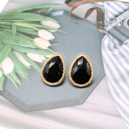 Cute Black Teardrop Earring For Women