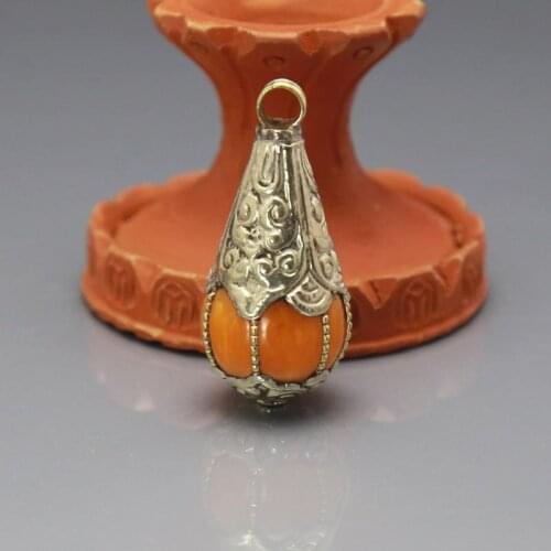 TBP332 Tibetan White Metal Copper Capped Copal Resin Pendants Nepal Vintage Drop Pendant