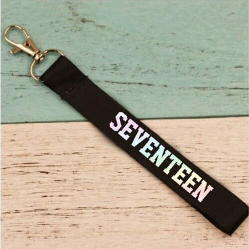 Kpop SEVENTEEN Album Nylon KeyChain Discoloration Name Key Chain Car Jewelry Chaveiro Llaveros A20651