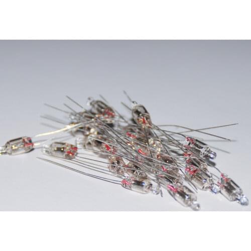 20pcs Neon Indicator Sign Bulb 5X13mm Lamps RED NeonLight Bulb 5mm RED Neon Light Indicator Vermelho Lamp Lampada Electronic DIY