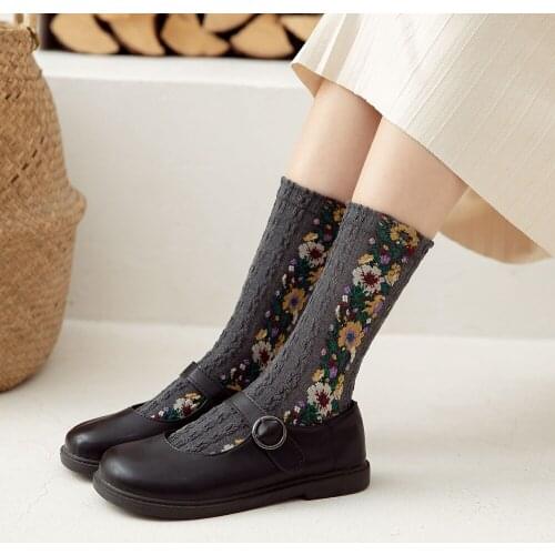 DOIAESKV New Fashion Women Socks Cotton Euramerican National Wind Flowers Autumn and Winter Ladies Socks Warm Cute Female Socks