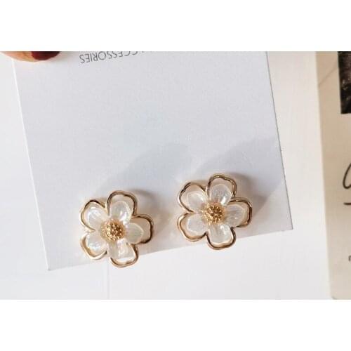 Retro Daisy Stud Earrings For Women Teens Girls Sweet Flower Korean Earrings Party Daily Summer Fashion Jewelry Gifts For Ladies