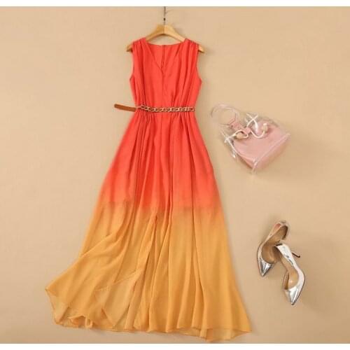 European and American womens wear for summer 2021 Sleeveless v-neck gradient color The chain belt Fashion pleated dress