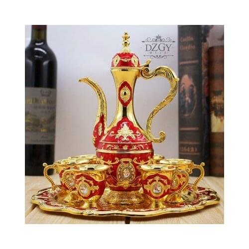 Golden 8-piece wine set retro color tin wine glass flagon Russian alloy six glasses suit Home Furnishing hotel decoration