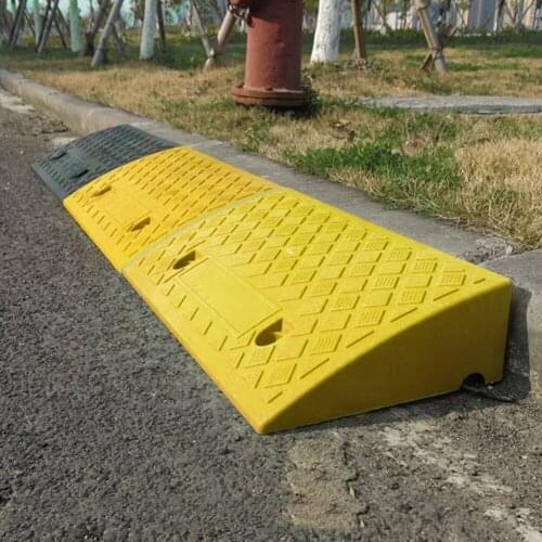 Portable Lightweight Curb Ramps Heavy Duty Plastic Threshold Ramp Mat Pad Car Trailer Truck Bike Motorcycle Wheelchair Curb Ramp