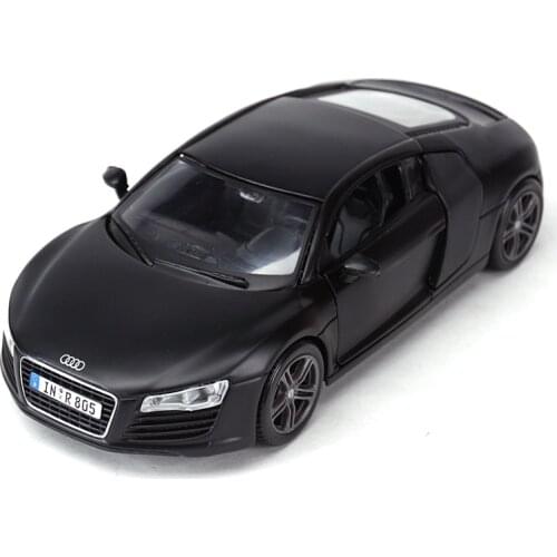 Maisto 1:24 Audi R8 Sports Car Static Die Cast Vehicles Collectible Model Car Toys