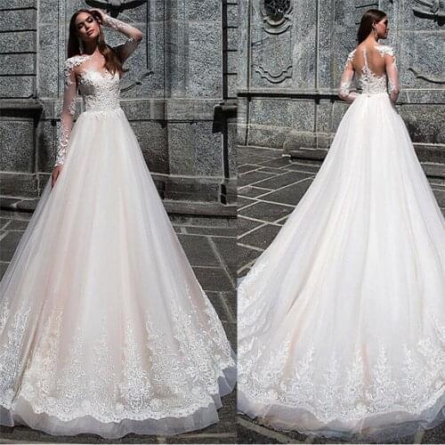 Sheer Long Sleeves Lace Appliques Wedding Dress Bridal Gowns With Buttons Back Custom Women Princess Wedding Wear Spring